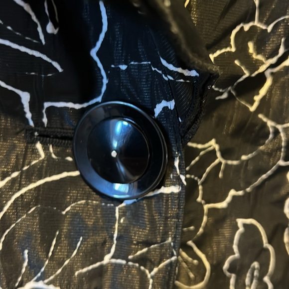 Basler Floral Embroidered Lightweight Blazer - Picture 3 of 12